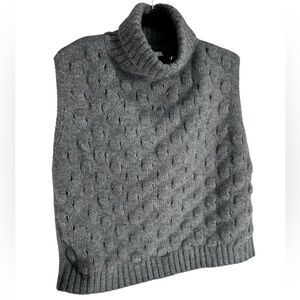Astr Pattern Turtleneck Sweater Vest Large Gray texture